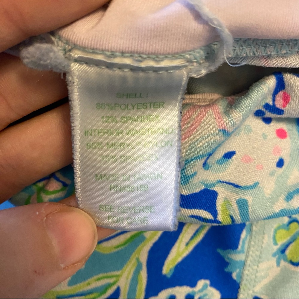Lilly Pulitzer Blue and Green Patterned Leggings - Picture 7 of 7